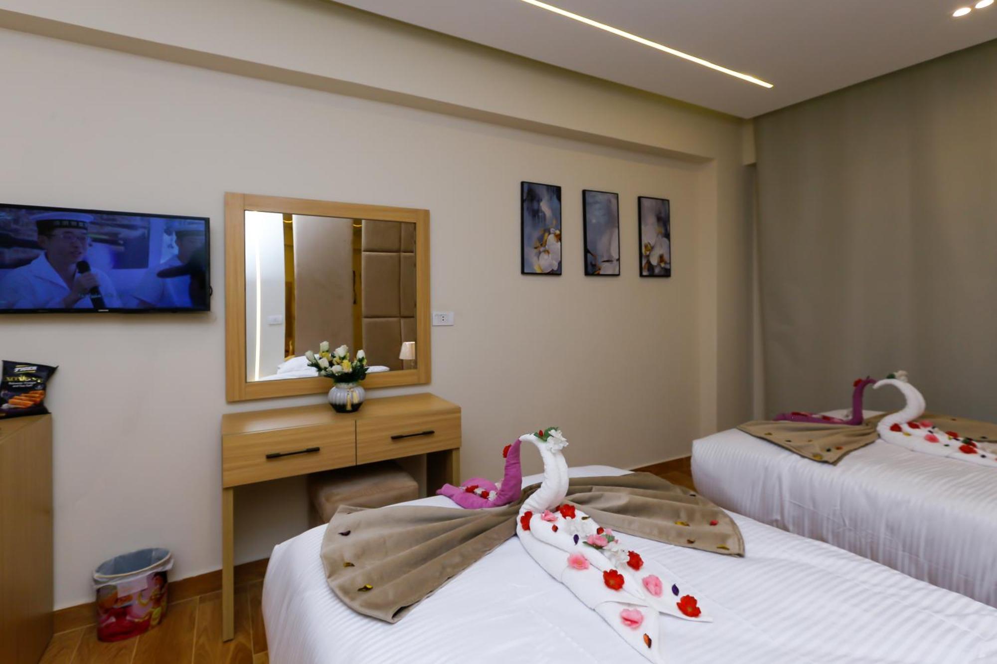 Rizk Pyramids View Hotel Kafret el-Gabal Exterior photo